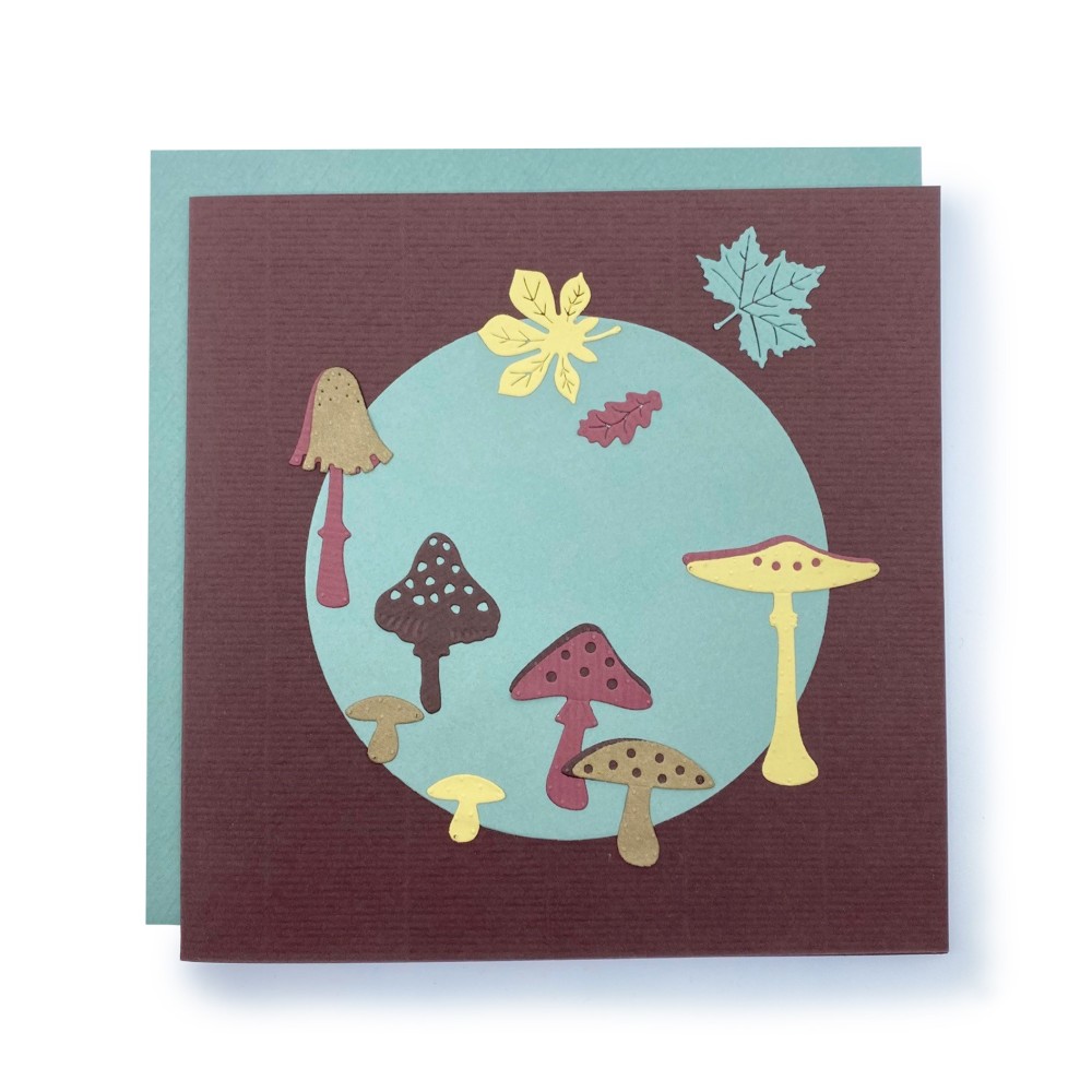 Carte champignons - fond brun